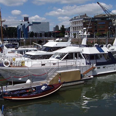 Maria Callas Yachthotel Rotterdam Exterior photo