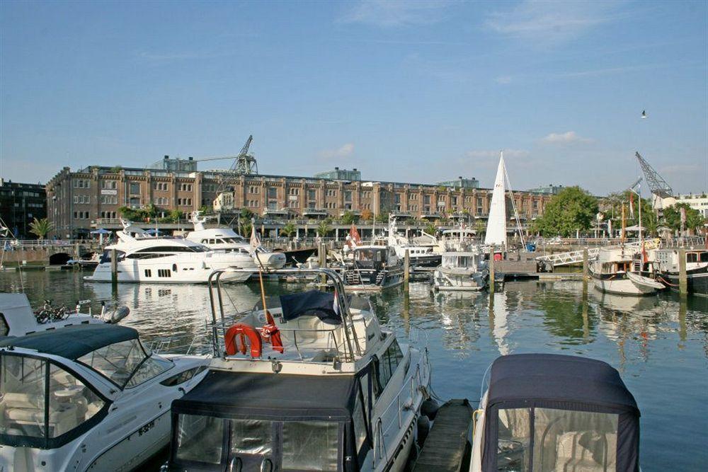 Maria Callas Yachthotel Rotterdam Exterior photo